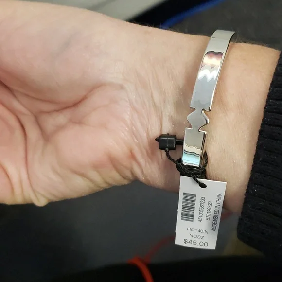 NWT WHBM Silver Rhinestone Bangle Bracelet - Picture 2 of 7